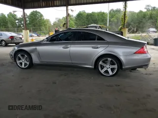 2006 Mercedes-Benz CLS-Class with VIN WDDDJ75X46A049952, listed as a Copart auction lot 69833244 with 217,882 mi miles and Salvage Title. Bid and sale history available at carsss.com. Image 2.