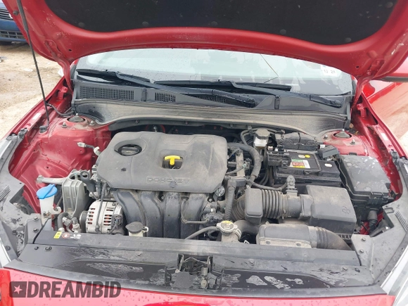 2019 Kia Forte LXS z VIN 3KPF24AD6KE084266, wystawiony jako IAAI lot #41566565 z przebiegiem 70 512 mil mil oraz . Historia ofert i sprzedaży dostępna na DreamBid. Obrazek 10.