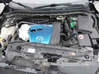 2013 Mazda 3 i Touring z VIN JM1BL1VPXD1822414, wystawiony jako IAAI lot #41526923 z przebiegiem 101 825 mil mil oraz . Historia ofert i sprzedaży dostępna na DreamBid. Obrazek 10.