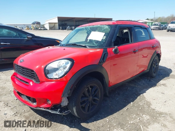 2011 MINI Countryman S z VIN WMWZC3C58BWM26121, wystawiony jako IAAI lot #41884828 z przebiegiem 147 802 mil mil oraz . Historia ofert i sprzedaży dostępna na DreamBid. Obrazek 2.
