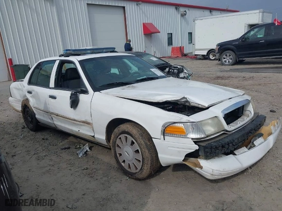 2010 Ford Police Interceptor with VIN 2FABP7BV6AX128399, listed as a IAAI auction lot 41433187 with 196,476 mi miles. Bid and sale history available at carsss.com. Image 1.