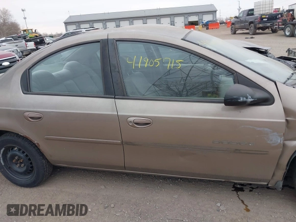 2000 Dodge Neon Highline with VIN 1B3ES46C0YD603464, listed as a IAAI auction lot 41905715 with 176,971 mi miles. Bid and sale history available at carsss.com. Image 13.