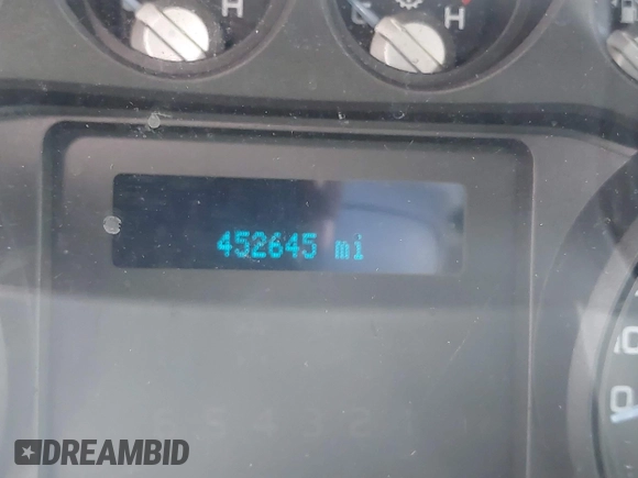 2016 Ford F-250 XL with VIN 1FD7X2B68GEC87426, listed as a IAAI auction lot 42014962 with 452,645 mi miles and . Bid and sale history available at DreamBid. Image 15.