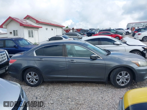 2012 Honda Accord LX Premium z VIN 1HGCP2F42CA104505, wystawiony jako IAAI lot #42520563 z przebiegiem 281 476 mil mil oraz . Historia ofert i sprzedaży dostępna na DreamBid. Obrazek 13.