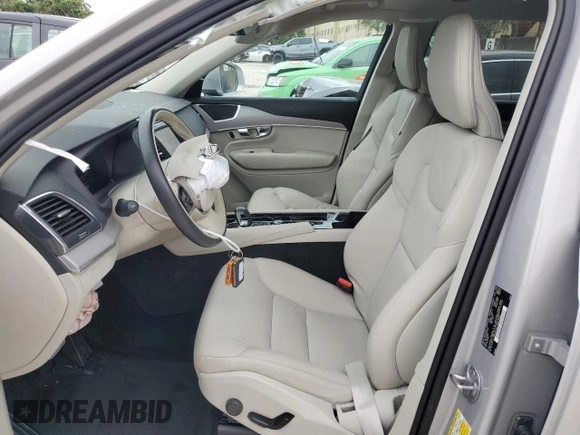 2024 Volvo XC90 Core Bright Theme with VIN YV4L12PK4R1202521, listed as a Copart auction lot 81630634 with 11,067 mi miles and Salvage Title. Bid and sale history available at carsss.com. Image 7.