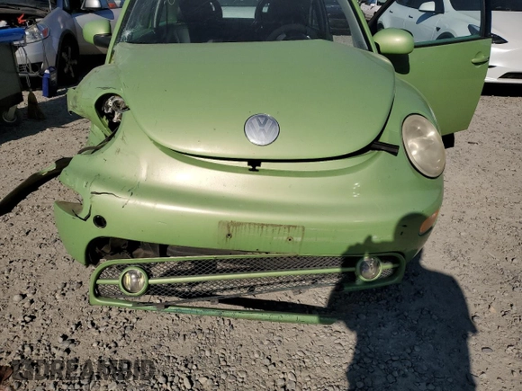 2003 Volkswagen New Beetle Coupe GLS with VIN 3VWCD21C23M406673, listed as a Copart auction lot 53209135 with 106,430 mi miles and Salvage Title. Bid and sale history available at carsss.com. Image 11.