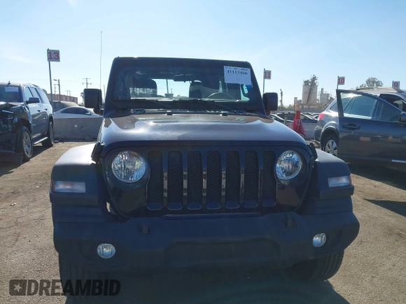 2022 Jeep Wrangler Unlimited Sport S with VIN 1C4HJXDN8NW263081, listed as a IAAI auction lot 41113466 with 34,238 mi miles. Bid and sale history available at carsss.com. Image 13.