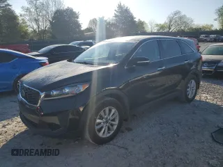 2019 Kia Sorento L z VIN 5XYPG4A31KG585341, wystawiony jako Copart lot #53194145 z przebiegiem 67 451 mil mil oraz Szkoda całkowita • Salvage title. Historia ofert i sprzedaży dostępna na DreamBid. Obrazek 1.