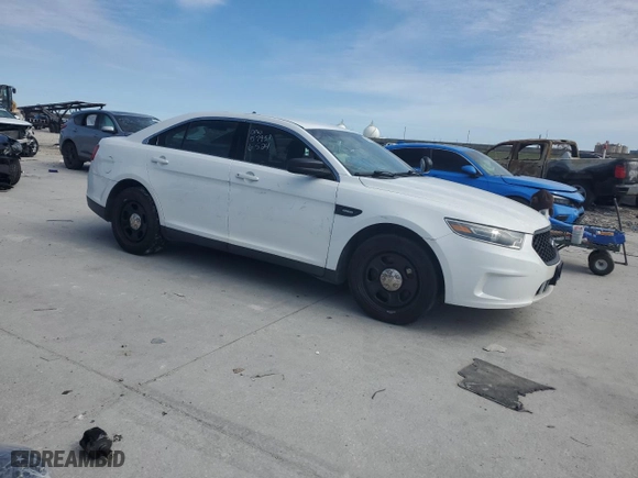 2017 Ford Police Interceptor Sedan with VIN 1FAHP2L89HG143663, listed as a Copart auction lot 46053765 with 88,219 mi miles and Salvage Title. Bid and sale history available at carsss.com. Image 4.