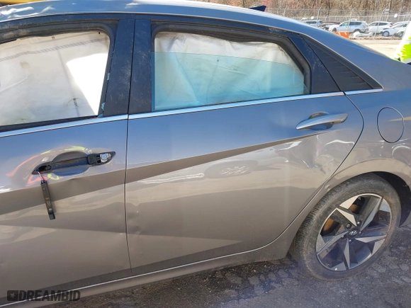2021 Hyundai Elantra SEL with VIN KMHLN4AG0MU155577, listed as a IAAI auction lot 41853205 with 40,862 mi miles. Bid and sale history available at carsss.com. Image 13.