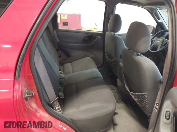 2001 Ford Escape XLS with VIN 1FMYU02191KE79727, listed as a IAAI auction lot 41720383 with 223,554 mi miles. Bid and sale history available at carsss.com. Image 8.