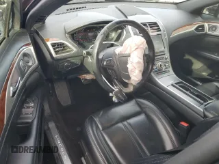 2019 Lincoln MKZ Reserve I with VIN 3LN6L5C93KR602348, listed as a Copart auction lot 42634335 with 106,182 mi miles and Salvage title. Bid and sale history available at DreamBid. Image 8.