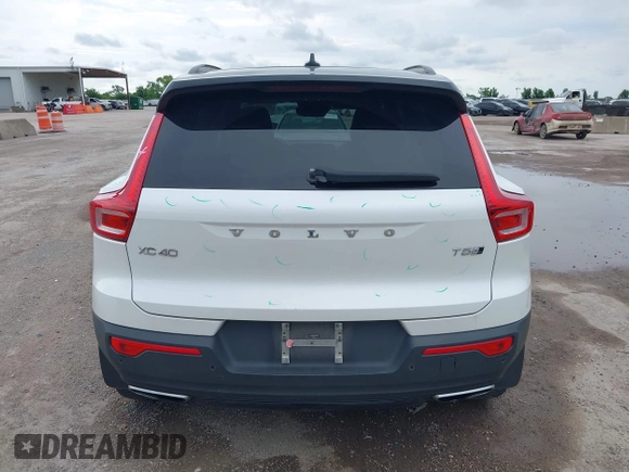 2019 Volvo XC40 R-Design with VIN YV4162UM6K2085605, listed as a IAAI auction lot 42365891 with 92,370 mi miles and . Bid and sale history available at DreamBid. Image 16.