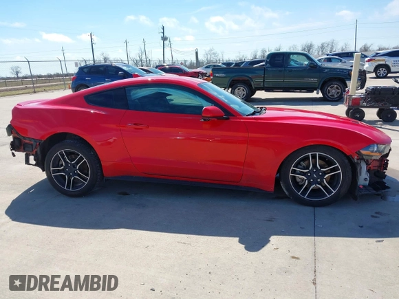 2022 Ford Mustang EcoBoost z VIN 1FA6P8TH1N5101036, wystawiony jako IAAI lot #41629909 z przebiegiem 39 781 mil mil oraz . Historia ofert i sprzedaży dostępna na DreamBid. Obrazek 13.