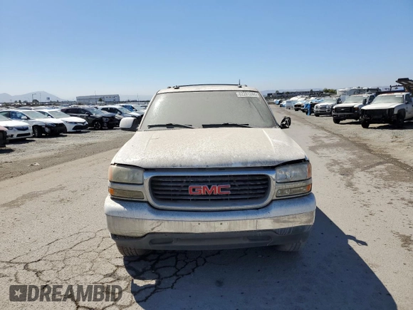 2003 GMC Yukon XL SLT with VIN 3GKEC16T73G272957, listed as a Copart auction lot 68890194 with 233,709 mi miles and Clean Title. Bid and sale history available at carsss.com. Image 5.