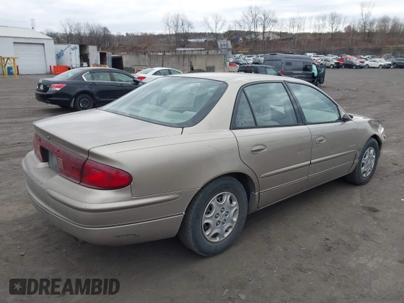2001 Buick Regal LS with VIN 2G4WB52K611325396, listed as a IAAI auction lot 41744765 with 231,014 mi miles. Bid and sale history available at carsss.com. Image 4.