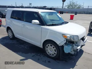 2014 Scion xB with VIN JTLZE4FE5EJ053964, listed as a IAAI auction lot 41993463 with 44,302 mi miles. Bid and sale history available at carsss.com. Image 1.