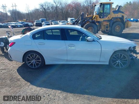 2021 BMW 3 Series 330i xDrive with VIN 3MW5R7J09M8B47753, listed as a IAAI auction lot 41897641 with 38,189 mi miles and . Bid and sale history available at DreamBid. Image 13.
