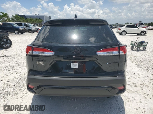 2025 Toyota Corolla Cross Hybrid S z VIN 7MUFBABG5SV077702, wystawiony jako Copart lot #60262515 z przebiegiem 5 129 mil mil oraz Szkoda całkowita • Salvage title. Historia ofert i sprzedaży dostępna na DreamBid. Obrazek 6.