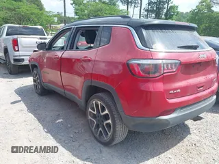 2018 Jeep Compass Limited with VIN 3C4NJDCB6JT254453, listed as a IAAI auction lot 42155892 with 939,333 mi miles and . Bid and sale history available at DreamBid. Image 3.