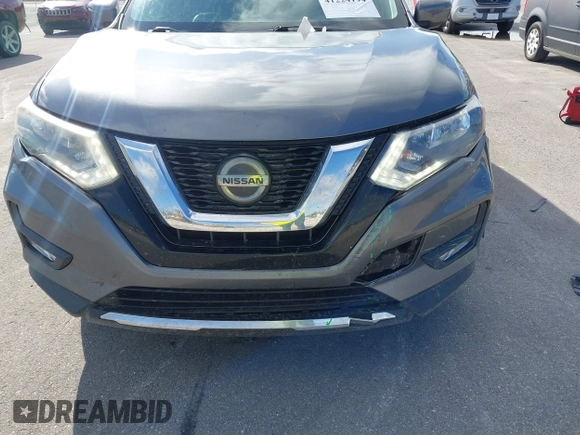 2018 Nissan Rogue S with VIN 5N1AT2MT9JC834646, listed as a IAAI auction lot 41224194 with 87,846 mi miles and . Bid and sale history available at carsss.com. Image 18.