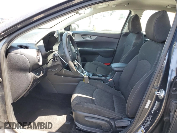 2019 Kia Forte LXS with VIN 3KPF24AD1KE082005, listed as a Copart auction lot 57863855 with 104,043 mi miles and Salvage title. Bid and sale history available at DreamBid. Image 7.