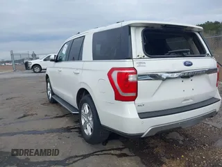 2020 Ford Expedition XLT with VIN 1FMJU1HT5LEA42762, listed as a IAAI auction lot 41278105 with 110,338 mi miles. Bid and sale history available at carsss.com. Image 3.