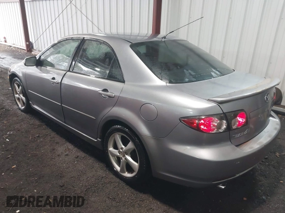 2008 Mazda 6 i Sport VE with VIN 1YVHP80C785M46761, listed as a IAAI auction lot 41785245 with 162,322 mi miles. Bid and sale history available at carsss.com. Image 3.