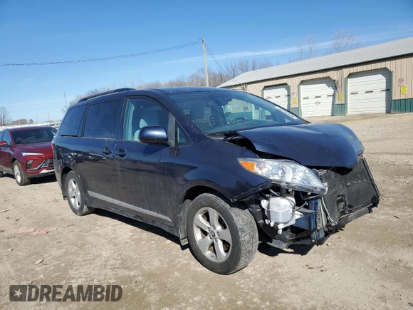 2018 Toyota Sienna LE Auto Access Seat with VIN 5TDKZ3DCXJS910757, listed as a Copart auction lot 46435435 with 80,774 mi miles and Salvage Title. Bid and sale history available at carsss.com. Image 4.