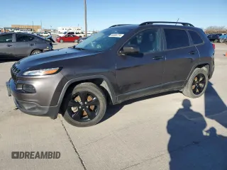 2018 Jeep Cherokee Latitude с VIN 1C4PJLCB2JD620255, выставлен на аукционе Copart как лот 86586724 с пробегом 72 798 миль миль и Списание • Salvage title. История ставок и продаж доступна на DreamBid. Изображение 1.