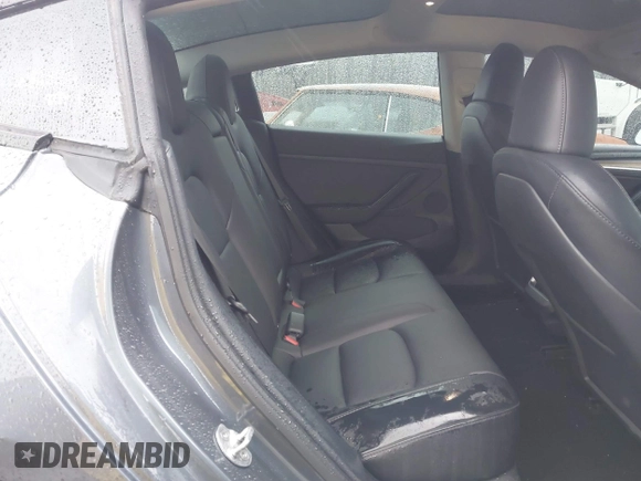 2023 Tesla Model 3 z VIN 5YJ3E1EA3PF579776, wystawiony jako IAAI lot #41537794 z przebiegiem Nie podano mil oraz . Historia ofert i sprzedaży dostępna na DreamBid. Obrazek 8.