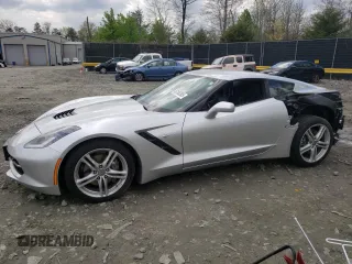 2017 Chevrolet Corvette 3LT z VIN 1G1YF2D78H5114503, wystawiony jako Copart lot #53100385 z przebiegiem 19 329 mil mil oraz Szkoda całkowita • Salvage title. Historia ofert i sprzedaży dostępna na DreamBid. Obrazek 1.