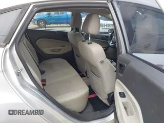 2017 Ford Fiesta SE с VIN 3FADP4BJ3HM170751, выставлен на аукционе IAAI как лот 40757768 с пробегом 127 946 миль миль и . История ставок и продаж доступна на DreamBid. Изображение 8.