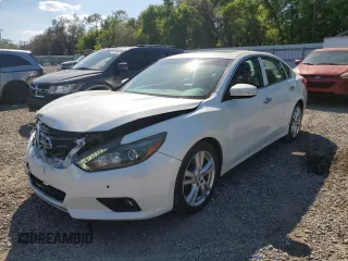 2017 Nissan Altima SR with VIN 1N4BL3AP6HC168657, listed as a Copart auction lot 50752595 with 96,020 mi miles and Salvage title. Bid and sale history available at DreamBid. Image 1.