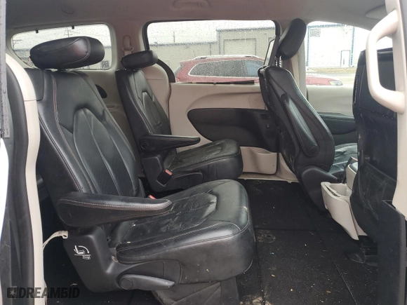 2019 Chrysler Pacifica Touring L Plus with VIN 2C4RC1EG6KR705839, listed as a Copart auction lot 48193655 with 91,690 mi miles and Salvage Title. Bid and sale history available at carsss.com. Image 11.
