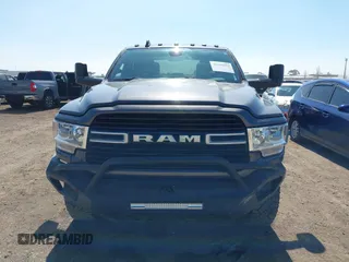 2019 Ram 2500 Lone Star с VIN 3C6UR5DL5KG607820, выставлен на аукционе IAAI как лот 41646952 с пробегом 115 983 миль миль и . История ставок и продаж доступна на DreamBid. Изображение 12.