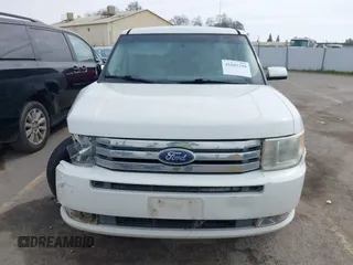 2011 Ford Flex SEL with VIN 2FMGK5CC4BBD19250, listed as a IAAI auction lot 41662290 with 200,095 mi miles. Bid and sale history available at carsss.com. Image 12.