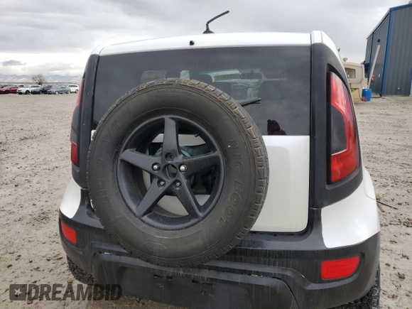 2013 Kia Soul with VIN KNDJT2A55D7506468, listed as a Copart auction lot 45583065 with 243,703 mi miles and Salvage Title. Bid and sale history available at carsss.com. Image 6.