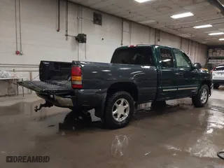 2004 Chevrolet Silverado 1500 LS with VIN 2GCEK19T441294838, listed as a IAAI auction lot 41208716 with 221,431 mi miles. Bid and sale history available at carsss.com. Image 4.