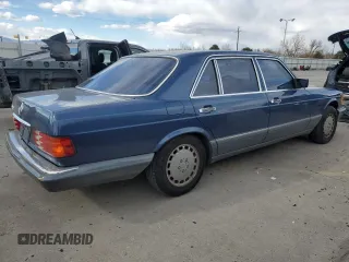 1986 Mercedes-Benz 560 with VIN WDBCA39D0GA267806, listed as a Copart auction lot 49870225 with 117,401 mi miles and Clean Title. Bid and sale history available at DreamBid. Image 3.