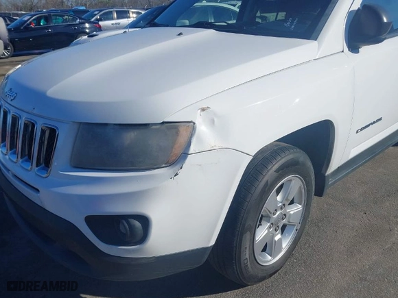 2014 Jeep Compass Sport with VIN 1C4NJCBA4ED665963, listed as a IAAI auction lot 41430633 with 177,559 mi miles. Bid and sale history available at carsss.com. Image 6.