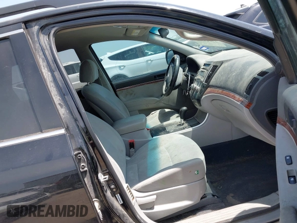 2011 Hyundai Veracruz GLS with VIN KM8NUDCC3BU156029, listed as a IAAI auction lot 42013380 with 198,292 mi miles and . Bid and sale history available at DreamBid. Image 5.