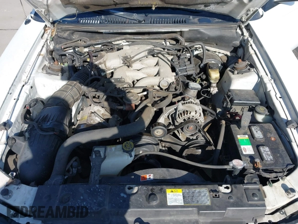 2004 Ford Mustang Deluxe with VIN 1FAFP44654F181293, listed as a IAAI auction lot 41831366 with 122,636 mi miles. Bid and sale history available at carsss.com. Image 10.