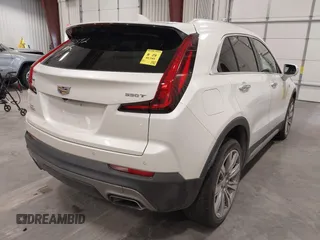 2020 Cadillac XT4 AWD Premium Luxury with VIN 1GYFZDR47LF073892, listed as a IAAI auction lot 42173334 with 40,289 mi miles. Bid and sale history available at carsss.com. Image 4.