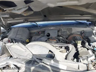 1998 Chevrolet C/K 1500 with VIN 1GCEK19RXWE183622, listed as a IAAI auction lot 41934099 with 175,979 mi miles. Bid and sale history available at carsss.com. Image 10.
