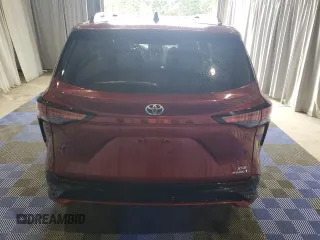 2021 Toyota Sienna XSE with VIN 5TDDRKEC1MS021660, listed as a Copart auction lot 60449624 with 16,194 mi miles and Clean Title. Bid and sale history available at DreamBid. Image 6.