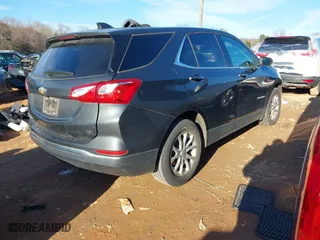 2020 Chevrolet Equinox LT with VIN 2GNAXKEV6L6227101, listed as a IAAI auction lot 41589615 with 111,879 mi miles. Bid and sale history available at carsss.com. Image 4.