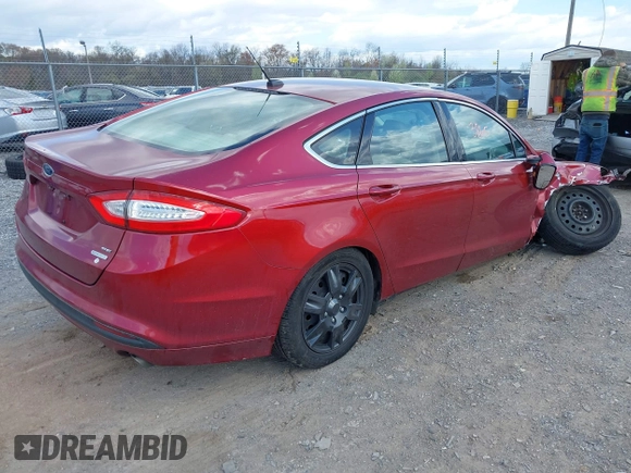 2013 Ford Fusion SE with VIN 3FA6P0HR8DR265088, listed as a IAAI auction lot 42043865 with 142,814 mi miles. Bid and sale history available at carsss.com. Image 4.