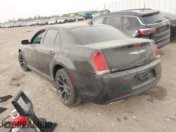 2019 Chrysler 300 Touring with VIN 2C3CCAAG8KH728996, listed as a IAAI auction lot 41802128 with 63,293 mi miles. Bid and sale history available at carsss.com. Image 3.