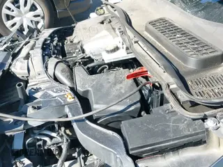 2017 Ford Escape SE с VIN 1FMCU9GD3HUA51913, выставлен на аукционе IAAI как лот 43200596 с пробегом 123 226 миль миль и . История ставок и продаж доступна на DreamBid. Изображение 20.